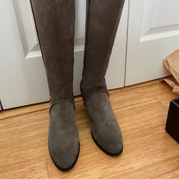 Frye Essa Seam Suede Tall Boot Gray. Size 8 NWT sold out everywhere - Picture 1 of 9